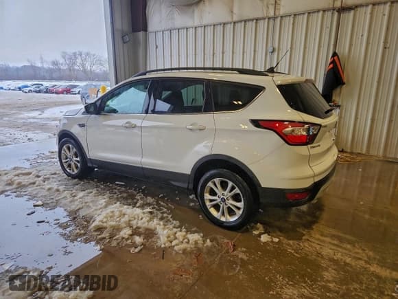 ✅ 2018 Ford Escape SE • VIN: 1FMCU9GD5JUC63010 • Lot: 96084075. Wystawiony na Copart z przebiegiem 60 259 mil. Bezpłatny archiwum sprzedaży aukcyjnych z USA i szczegółowy raport historii pojazdu na DreamBid. Zdjęcie 2.