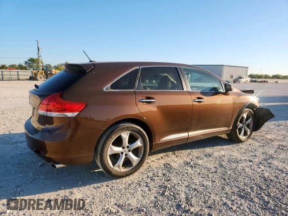 ✅ 2011 Toyota Venza • VIN: 4T3ZK3BB4BU038928 • Лот: 93142215. Опубликован ранее на Copart с пробегом 167 938 миль. Бесплатный доступ к архиву аукционных продаж из США и подробный отчёт об истории автомобиля на DreamBid. Изображение 3.