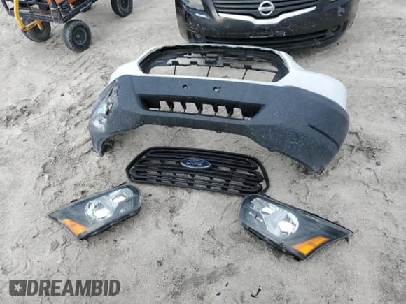 ✅ 2016 Ford Transit Cargo • VIN: 1FTYE9ZM7GKB44688 • Лот: 85258874. Опубликован ранее на Copart с пробегом 105 119 миль. Бесплатный доступ к архиву аукционных продаж из США и подробный отчёт об истории автомобиля на DreamBid. Изображение 13.