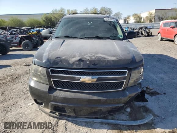 ✅ 2011 Chevrolet Suburban LT • VIN: 1GNSKJE3XBR385634 • Lot: 80205155. Listed on Copart with 182,201 mi. Free auction sales archive from the USA and detailed vehicle history report at DreamBid. Image 5.