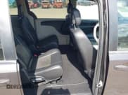 ✅ 2019 Dodge Grand Caravan SXT • VIN: 2C4RDGCG6KR800131 • Lot: 43458361. Wystawiony na IAAI z przebiegiem 101 394 mil. Bezpłatny archiwum sprzedaży aukcyjnych z USA i szczegółowy raport historii pojazdu na DreamBid. Zdjęcie 8.