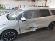 ✅ 2024 Kia Carnival EX • VIN: KNDNC5H30R6443316 • Лот: 43240494. Опубликован ранее на IAAI с пробегом 21 477 миль. Бесплатный доступ к архиву аукционных продаж из США и подробный отчёт об истории автомобиля на DreamBid. Изображение 6.