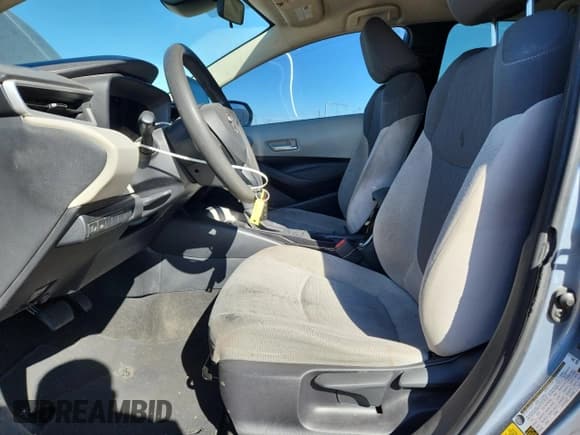 ✅ 2020 Toyota Corolla Hybrid LE • VIN: JTDEBRBE4LJ010543 • Лот: 82437045. Опубликован ранее на Copart с пробегом 158 449 миль. Бесплатный доступ к архиву аукционных продаж из США и подробный отчёт об истории автомобиля на DreamBid. Изображение 7.