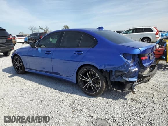 ✅ 2021 BMW 3 Series 330i • VIN: 3MW5R1J00M8B54152 • Lot: 91612425. Listed on Copart with 60,612 mi. Free auction sales archive from the USA and detailed vehicle history report at DreamBid. Image 2.