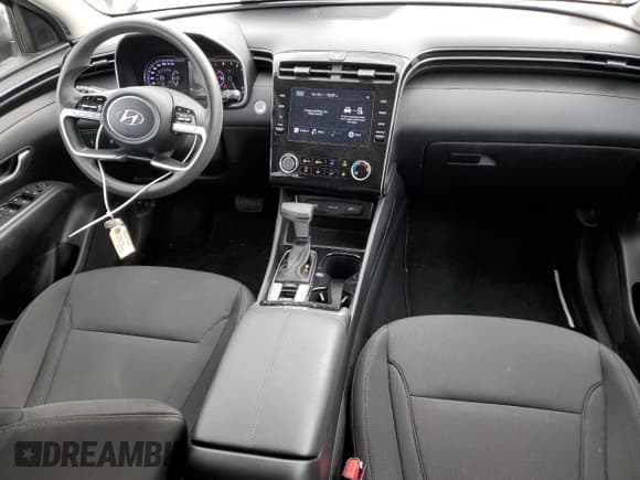 ✅ 2022 Hyundai Tucson SEL • VIN: 5NMJBCAE2NH131125 • Lot: 73545914. Wystawiony na Copart z przebiegiem 19 726 mil. Bezpłatny archiwum sprzedaży aukcyjnych z USA i szczegółowy raport historii pojazdu na DreamBid. Zdjęcie 8.