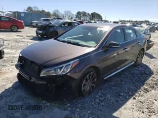 ✅ 2017 Hyundai Sonata Sport • VIN: 5NPE34AF8HH592740 • Лот: 40680043. Опубликован ранее на Copart с пробегом 69 117 миль. Бесплатный доступ к архиву аукционных продаж из США и подробный отчёт об истории автомобиля на DreamBid. Изображение 1.