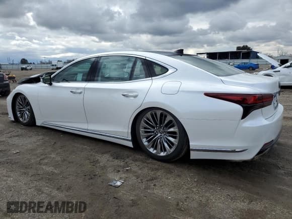 ✅ 2023 Lexus LS 500 • VIN: JTHD51FF4P5018212 • Лот: 38629154. Опубликован ранее на Copart с пробегом 6 546 миль. Бесплатный доступ к архиву аукционных продаж из США и подробный отчёт об истории автомобиля на DreamBid. Изображение 2.