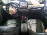 ✅ 2022 Jeep Compass Latitude Lux • VIN: 3C4NJDFB9NT117377 • Lot: 83757145. Wystawiony na Copart z przebiegiem 68 888 mil. Bezpłatny archiwum sprzedaży aukcyjnych z USA i szczegółowy raport historii pojazdu na DreamBid. Zdjęcie 8.