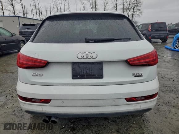 ✅ 2016 Audi Q3 Premium Plus • VIN: WA1EFCFS1GR014987 • Lot: 96033235. Listed on Copart with 90,168 mi. Free auction sales archive from the USA and detailed vehicle history report at DreamBid. Image 6.