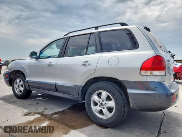 ✅ 2006 Hyundai Santa Fe GLS • VIN: KM8SC13D76U057698 • Lot: 69839375. Listed on Copart with 223,732 mi. Free auction sales archive from the USA and detailed vehicle history report at DreamBid. Image 2.