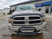 ✅ 2009 Dodge 1500 Laramie • VIN: 1D3HB18T49S763018 • Lot: 48915305. Wystawiony na Copart z przebiegiem Nie podano. Bezpłatny archiwum sprzedaży aukcyjnych z USA i szczegółowy raport historii pojazdu na DreamBid. Zdjęcie 5.