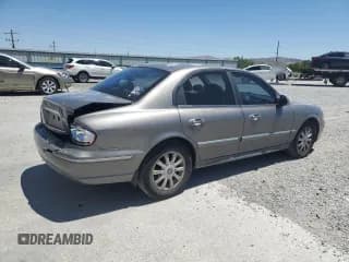 ✅ 2003 Hyundai Sonata GLS • VIN: KMHWF35H33A868884 • Lot: 61442535. Listed on Copart with 129,900 mi. Free auction sales archive from the USA and detailed vehicle history report at DreamBid. Image 3.