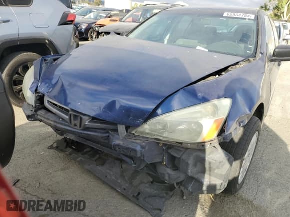 ✅ 2004 Honda Accord DX • VIN: 1HGCM55124A102501 • Lot: 62954784. Listed on Copart with Not provided. Free auction sales archive from the USA and detailed vehicle history report at DreamBid. Image 5.