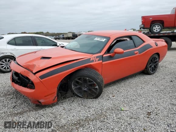 ✅ 2018 Dodge Challenger T/A • VIN: 2C3CDZBT8JH132437 • Lot: 74110823. Wystawiony na Copart z przebiegiem Nie podano. Bezpłatny archiwum sprzedaży aukcyjnych z USA i szczegółowy raport historii pojazdu na DreamBid. Zdjęcie 1.