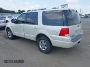✅ 2005 Ford Expedition Limited • VIN: 1FMFU20545LA72293 • Lot: 42447989. Wystawiony na IAAI z przebiegiem 182 117 mil. Bezpłatny archiwum sprzedaży aukcyjnych z USA i szczegółowy raport historii pojazdu na DreamBid. Zdjęcie 3.