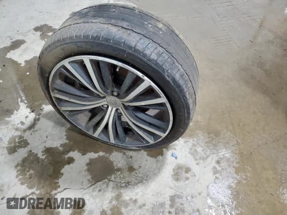 ✅ 2018 Infiniti Q60 Sport • VIN: JN1EV7EL4JM392190 • Лот: 62638985. Опубликован ранее на Copart с пробегом 36 893 миль. Бесплатный доступ к архиву аукционных продаж из США и подробный отчёт об истории автомобиля на DreamBid. Изображение 12.