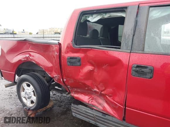 ✅ 2011 Ford F-150 XL • VIN: 1FTEW1CM2BKD57390 • Lot: 43691177. Listed on IAAI with 219,504 mi. Free auction sales archive from the USA and detailed vehicle history report at DreamBid. Image 6.