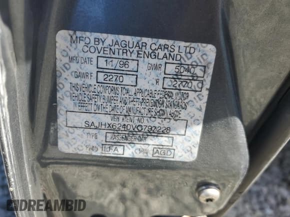 ✅ 1997 Jaguar XJ • VIN: SAJHX6240VC797228 • Lot: 55068175. Listed on Copart with 149,644 mi. Free auction sales archive from the USA and detailed vehicle history report at DreamBid. Image 12.