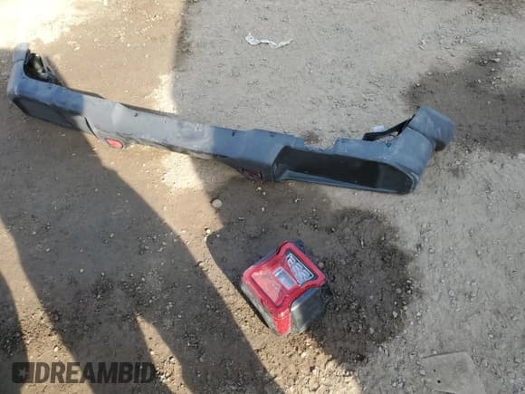 ✅ 2024 Jeep Wrangler Rubicon • VIN: 1C4PJXFG2RW275534 • Lot: 48775095. Wystawiony na Copart z przebiegiem 705 mil. Bezpłatny archiwum sprzedaży aukcyjnych z USA i szczegółowy raport historii pojazdu na DreamBid. Zdjęcie 12.