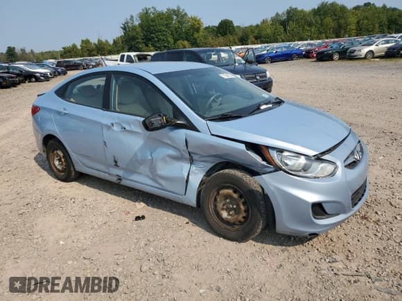 ✅ 2014 Hyundai Accent GLS • VIN: KMHCT4AE3EU691168 • Лот: 71384124. Опубликован ранее на Copart с пробегом 160 263 миль. Бесплатный доступ к архиву аукционных продаж из США и подробный отчёт об истории автомобиля на DreamBid. Изображение 4.