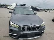 ✅ 2017 BMW X1 xDrive28i • VIN: WBXHT3Z34H4A52475 • Lot: 82125045. Wystawiony na Copart z przebiegiem 78 141 mil. Bezpłatny archiwum sprzedaży aukcyjnych z USA i szczegółowy raport historii pojazdu na DreamBid. Zdjęcie 14.