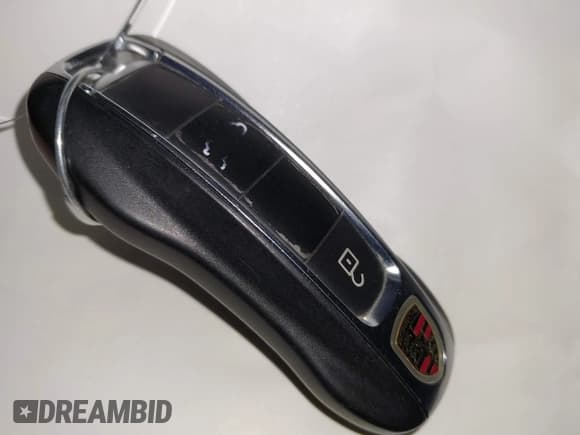 ✅ 2020 Porsche Cayenne • VIN: WP1AA2AYXLDA10516 • Лот: 42875806. Опубликован ранее на IAAI с пробегом 89 732 миль. Бесплатный доступ к архиву аукционных продаж из США и подробный отчёт об истории автомобиля на DreamBid. Изображение 11.