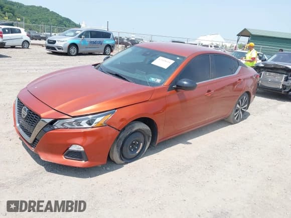 ✅ 2021 Nissan Altima SR • VIN: 1N4BL4CWXMN354467 • Lot: 42418634. Wystawiony na IAAI z przebiegiem 54 823 mil. Bezpłatny archiwum sprzedaży aukcyjnych z USA i szczegółowy raport historii pojazdu na DreamBid. Zdjęcie 17.