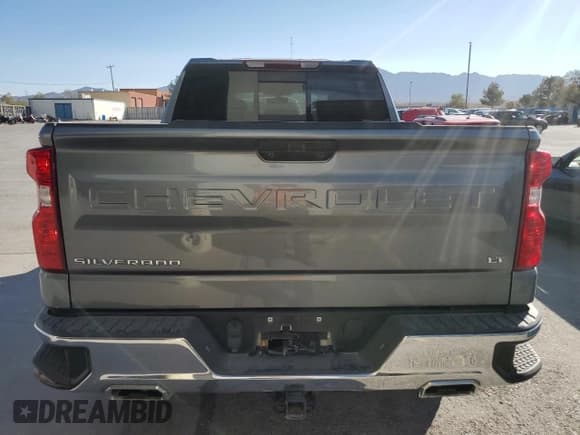 ✅ 2020 Chevrolet Silverado 1500 LT • VIN: 3GCUYDED4LG384524 • Lot: 78381994. Wystawiony na Copart z przebiegiem 66 700 mil. Bezpłatny archiwum sprzedaży aukcyjnych z USA i szczegółowy raport historii pojazdu na DreamBid. Zdjęcie 6.
