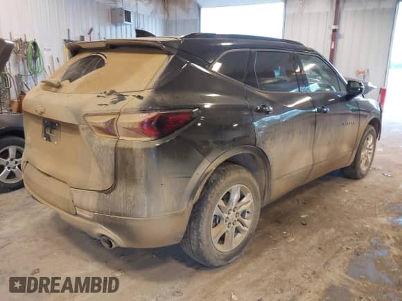 2019 Chevrolet Blazer z VIN 3GNKBBRA5KS681219, wystawiony jako IAAI lot #42925694 z przebiegiem 102 081 mil mil oraz . Historia ofert i sprzedaży dostępna na DreamBid. Obrazek 4.