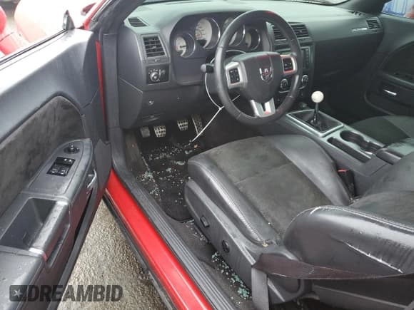 ✅ 2011 Dodge Challenger SRT-8 • VIN: 2B3CJ7DJXBH527534 • Lot: 85617214. Wystawiony na Copart z przebiegiem 104 601 mil. Bezpłatny archiwum sprzedaży aukcyjnych z USA i szczegółowy raport historii pojazdu na DreamBid. Zdjęcie 8.