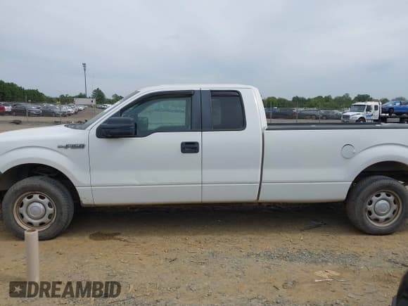 ✅ 2012 Ford F-150 XL • VIN: 1FTFX1CF2CKE30679 • Lot: 43168810. Wystawiony na IAAI z przebiegiem 308 525 mil. Bezpłatny archiwum sprzedaży aukcyjnych z USA i szczegółowy raport historii pojazdu na DreamBid. Zdjęcie 14.