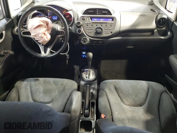 ✅ 2009 Honda Fit Sport • VIN: JHMGE88499S017496 • Лот: 89548175. Опубликован ранее на Copart с пробегом 192 990 миль. Бесплатный доступ к архиву аукционных продаж из США и подробный отчёт об истории автомобиля на DreamBid. Изображение 8.