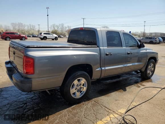 2005 Dodge Dakota ST с VIN 1D7HE28K05S223999, выставлен на аукционе Copart как лот 54133785 с пробегом 212 687 миль миль и Чистый • Clean title. История ставок и продаж доступна на DreamBid. Изображение 3.