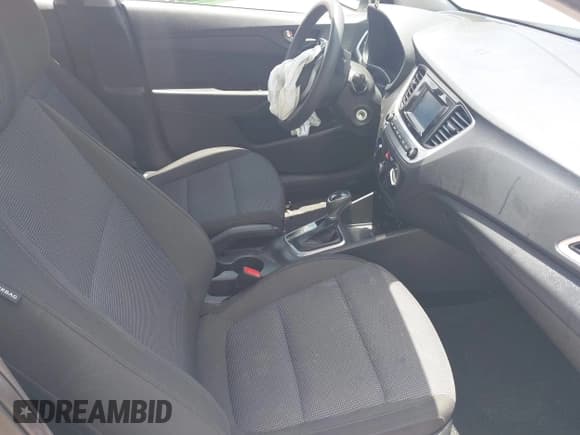 ✅ 2021 Hyundai Accent SEL • VIN: 3KPC24A65ME147901 • Лот: 42635924. Опубликован ранее на IAAI с пробегом 79 636 миль. Бесплатный доступ к архиву аукционных продаж из США и подробный отчёт об истории автомобиля на DreamBid. Изображение 5.