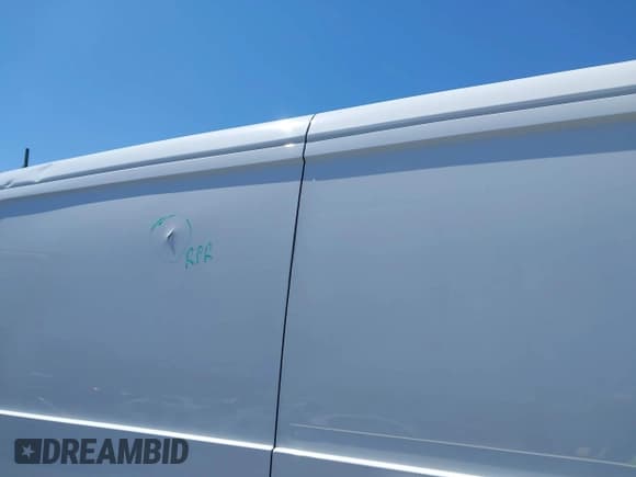 ✅ 2022 Mercedes-Benz Sprinter • VIN: W1Y4DBHYXNT104203 • Lot: 41962487. Listed on IAAI with 17,208 mi. Free auction sales archive from the USA and detailed vehicle history report at DreamBid. Image 17.