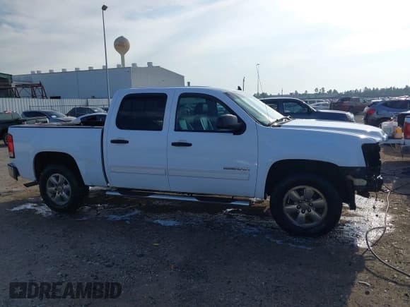 ✅ 2012 GMC Sierra 1500 SLE • VIN: 3GTP2VE79CG149583 • Лот: 43208325. Опубликован ранее на IAAI с пробегом 319 597 миль. Бесплатный доступ к архиву аукционных продаж из США и подробный отчёт об истории автомобиля на DreamBid. Изображение 14.