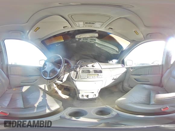 ✅ 2006 Honda Odyssey EX-L • VIN: 5FNRL38626B020706 • Лот: 92313235. Опубликован ранее на Copart с пробегом 149 447 миль. Бесплатный доступ к архиву аукционных продаж из США и подробный отчёт об истории автомобиля на DreamBid. Изображение 15.