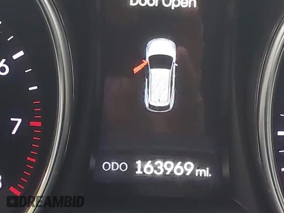 ✅ 2014 Hyundai Santa Fe • VIN: 5XYZUDLB0EG150479 • Lot: 43361152. Listed on IAAI with 163,969 mi. Free auction sales archive from the USA and detailed vehicle history report at DreamBid. Image 15.