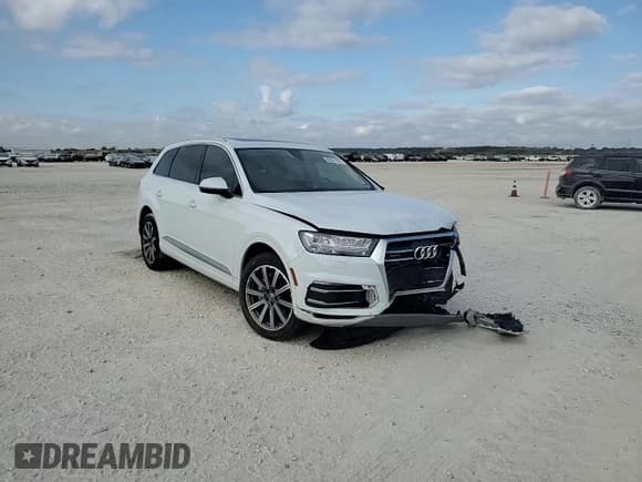 ✅ 2019 Audi Q7 Premium Plus • VIN: WA1LHAF72KD044247 • Lot: 82551235. Wystawiony na Copart z przebiegiem 80 596 mil. Bezpłatny archiwum sprzedaży aukcyjnych z USA i szczegółowy raport historii pojazdu na DreamBid. Zdjęcie 14.
