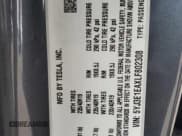 ✅ 2020 Tesla Model 3 Standard Range Plus • VIN: 5YJ3E1EAXLF802308 • Lot: 82275135. Wystawiony na Copart z przebiegiem 75 515 mil. Bezpłatny archiwum sprzedaży aukcyjnych z USA i szczegółowy raport historii pojazdu na DreamBid. Zdjęcie 12.