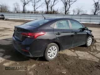 2022 Hyundai Accent SEL with VIN 3KPC24A64NE166750, listed as a Copart auction lot 39822123 with 10,520 mi miles and . Bid and sale history available at DreamBid. Image 3.