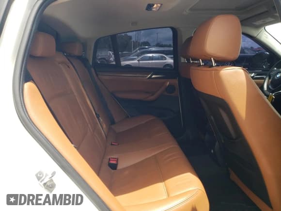 ✅ 2015 BMW X4 xDrive28i • VIN: 5UXXW3C57F0M88215 • Lot: 62342155. Listed on Copart with 178,621 mi. Free auction sales archive from the USA and detailed vehicle history report at DreamBid. Image 11.