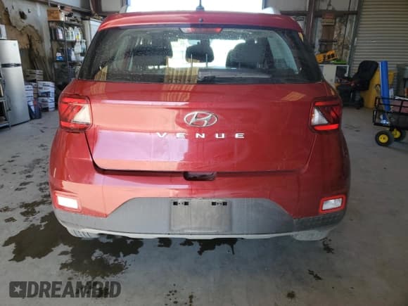 ✅ 2024 Hyundai Venue SEL • VIN: KMHRC8A36RU311486 • Lot: 43586765. Listed on Copart with 11,518 mi. Free auction sales archive from the USA and detailed vehicle history report at DreamBid. Image 6.