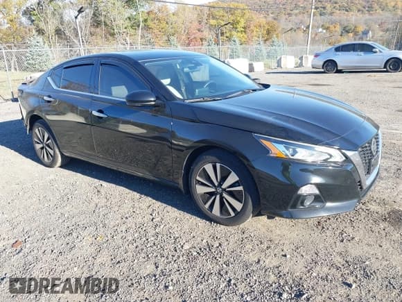 ✅ 2021 Nissan Altima SL • VIN: 1N4BL4EW3MN374220 • Lot: 43555747. Wystawiony na IAAI z przebiegiem 44 280 mil. Bezpłatny archiwum sprzedaży aukcyjnych z USA i szczegółowy raport historii pojazdu na DreamBid. Zdjęcie 1.