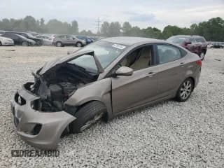 ✅ 2012 Hyundai Accent GLS • VIN: KMHCU4AE4CU135428 • Лот: 67485744. Опубликован ранее на Copart с пробегом 84 740 миль. Бесплатный доступ к архиву аукционных продаж из США и подробный отчёт об истории автомобиля на DreamBid. Изображение 1.