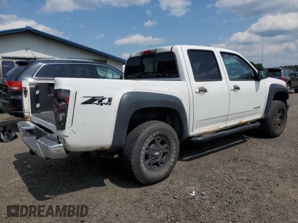 ✅ 2005 Chevrolet Colorado 1SC LS Z85 • VIN: 1GCDT136658170614 • Лот: 61416645. Опубликован ранее на Copart с пробегом 211 182 миль. Бесплатный доступ к архиву аукционных продаж из США и подробный отчёт об истории автомобиля на DreamBid. Изображение 3.