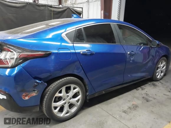 ✅ 2018 Chevrolet Volt Premier • VIN: 1G1RD6S52JU123339 • Лот: 43061624. Опубликован ранее на IAAI с пробегом 92 854 миль. Бесплатный доступ к архиву аукционных продаж из США и подробный отчёт об истории автомобиля на DreamBid. Изображение 6.