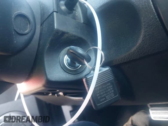 ✅ 2007 Ford Mustang GT Deluxe • VIN: 1ZVHT85H475351625 • Lot: 40863228. Wystawiony na IAAI z przebiegiem 147 376 mil. Bezpłatny archiwum sprzedaży aukcyjnych z USA i szczegółowy raport historii pojazdu na DreamBid. Zdjęcie 11.