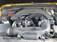 ✅ 2021 Jeep Wrangler Unlimited Sahara • VIN: 1C4HJXEG4MW624532 • Lot: 41783382. Wystawiony na IAAI z przebiegiem 81 116 mil. Bezpłatny archiwum sprzedaży aukcyjnych z USA i szczegółowy raport historii pojazdu na DreamBid. Zdjęcie 10.