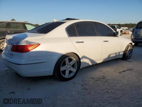 2011 Hyundai Genesis с VIN KMHGC4DE2BU132185, выставлен на аукционе Copart как лот 75414334 с пробегом 122 105 миль миль и Списание • Salvage title. История ставок и продаж доступна на DreamBid. Изображение 3.